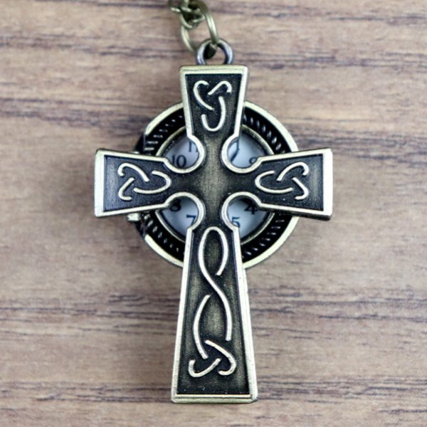 Taschenuhr, keltisches Kreuz